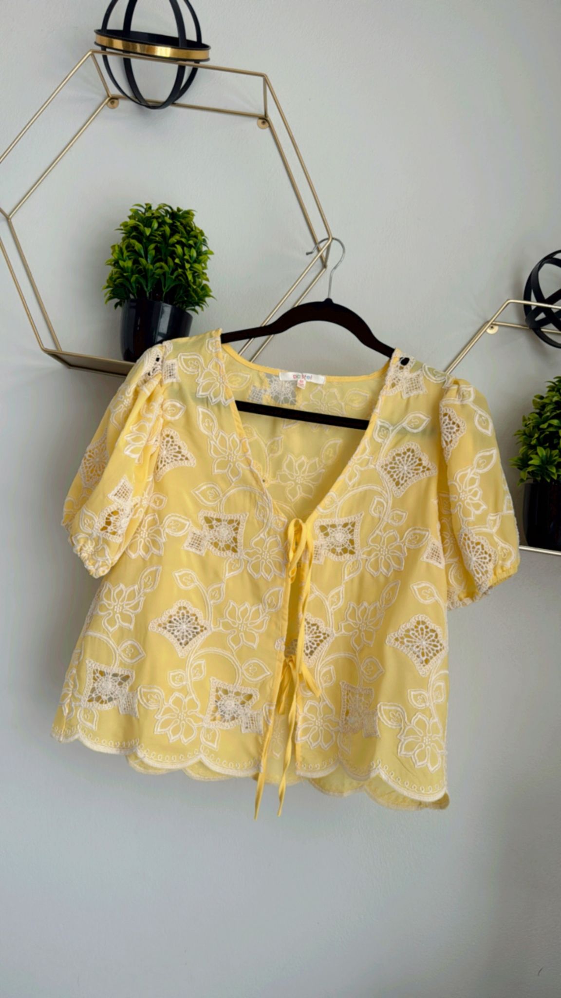 Short Sleeve Details and Bow Ties