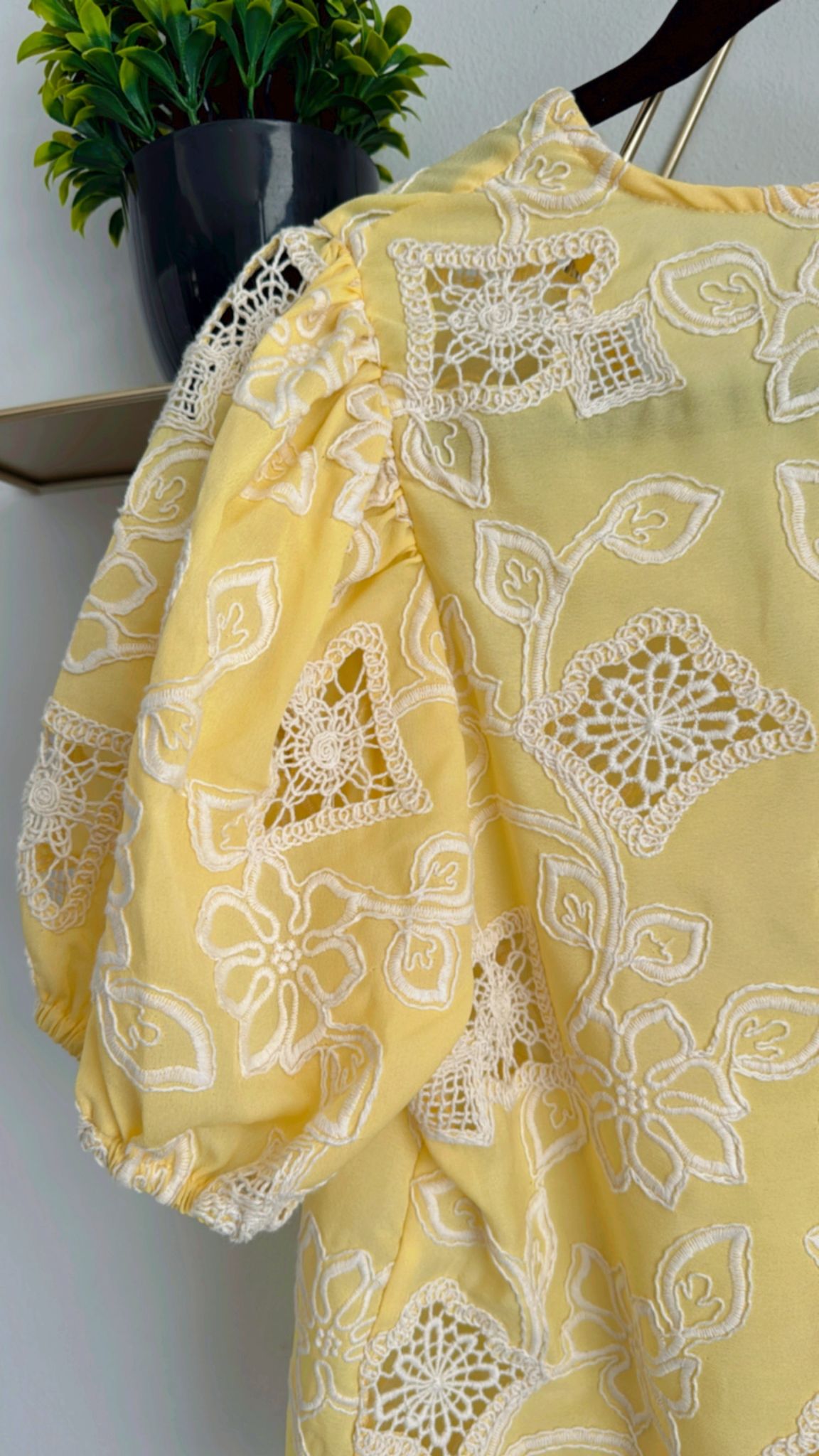 Short Sleeve Details and Bow Ties