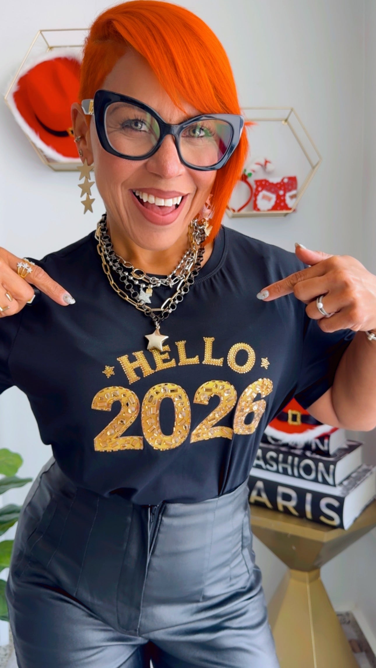 HELLO 2026 - BLACK