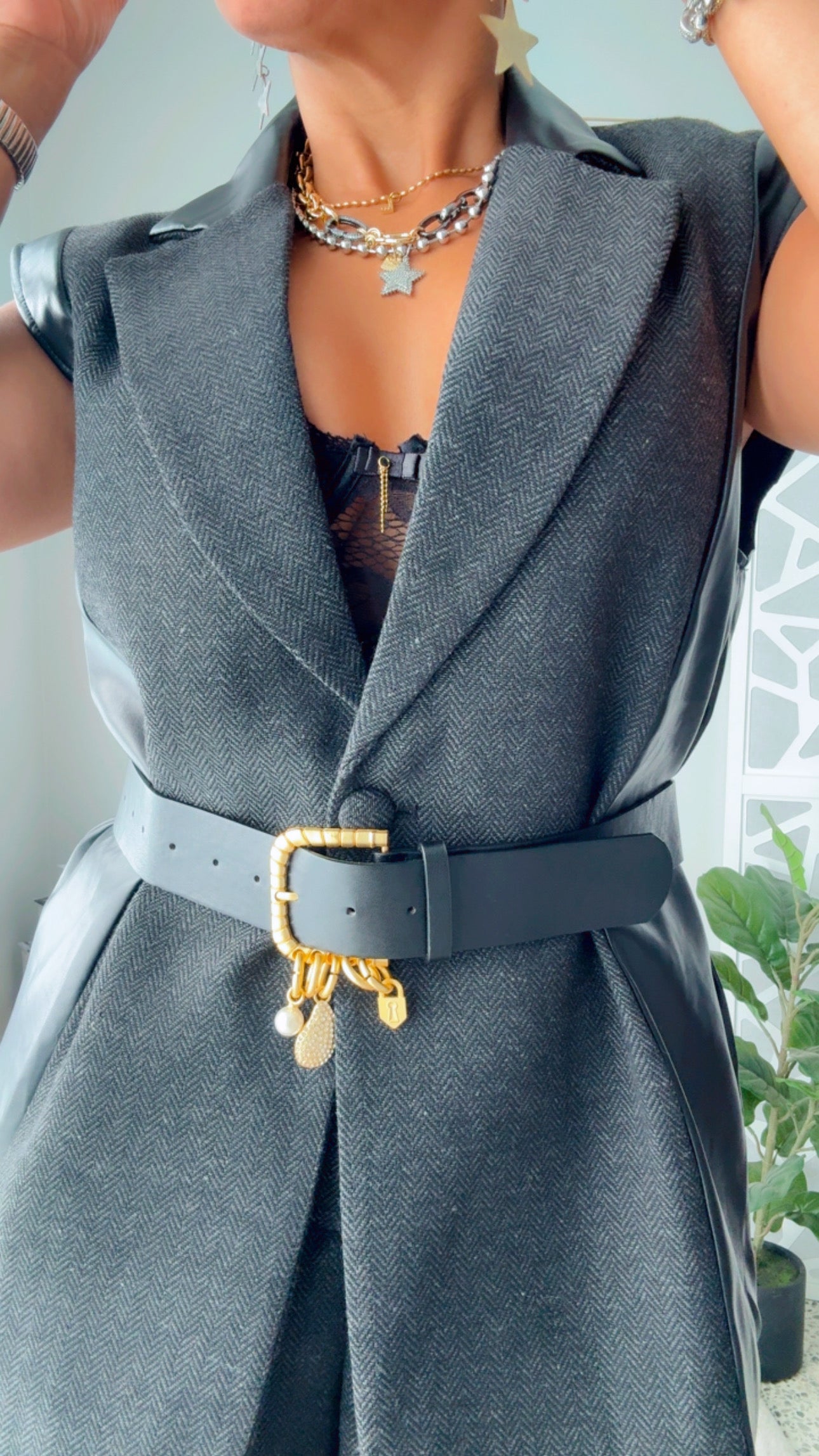 Leather Contrast Short Business Vest Set
