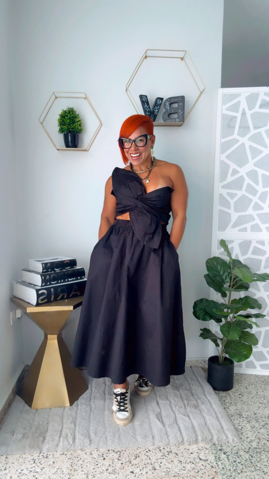 Knotted Twist Black Dress