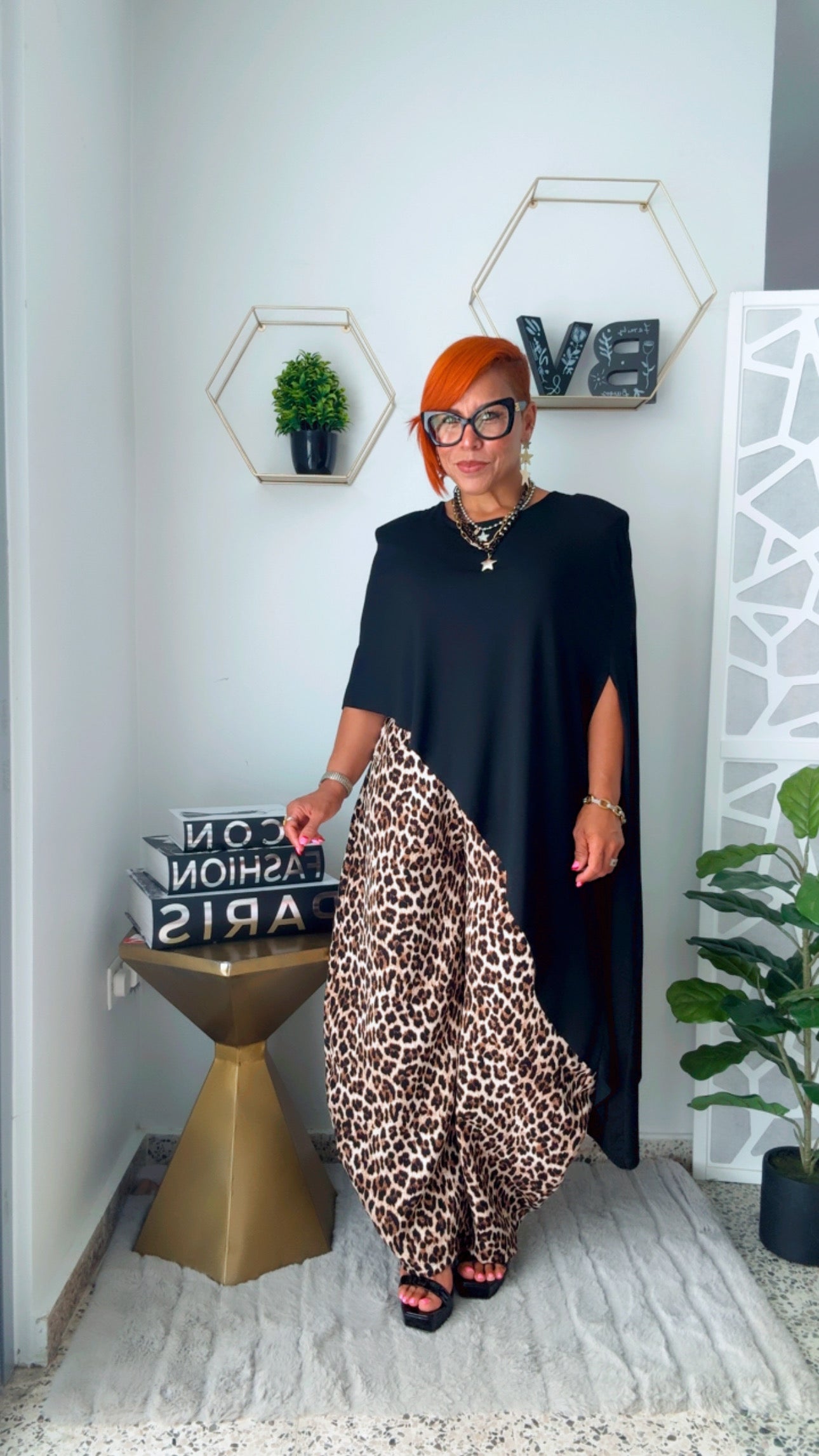 Black Asymmetric High-Low Elegant Tunic