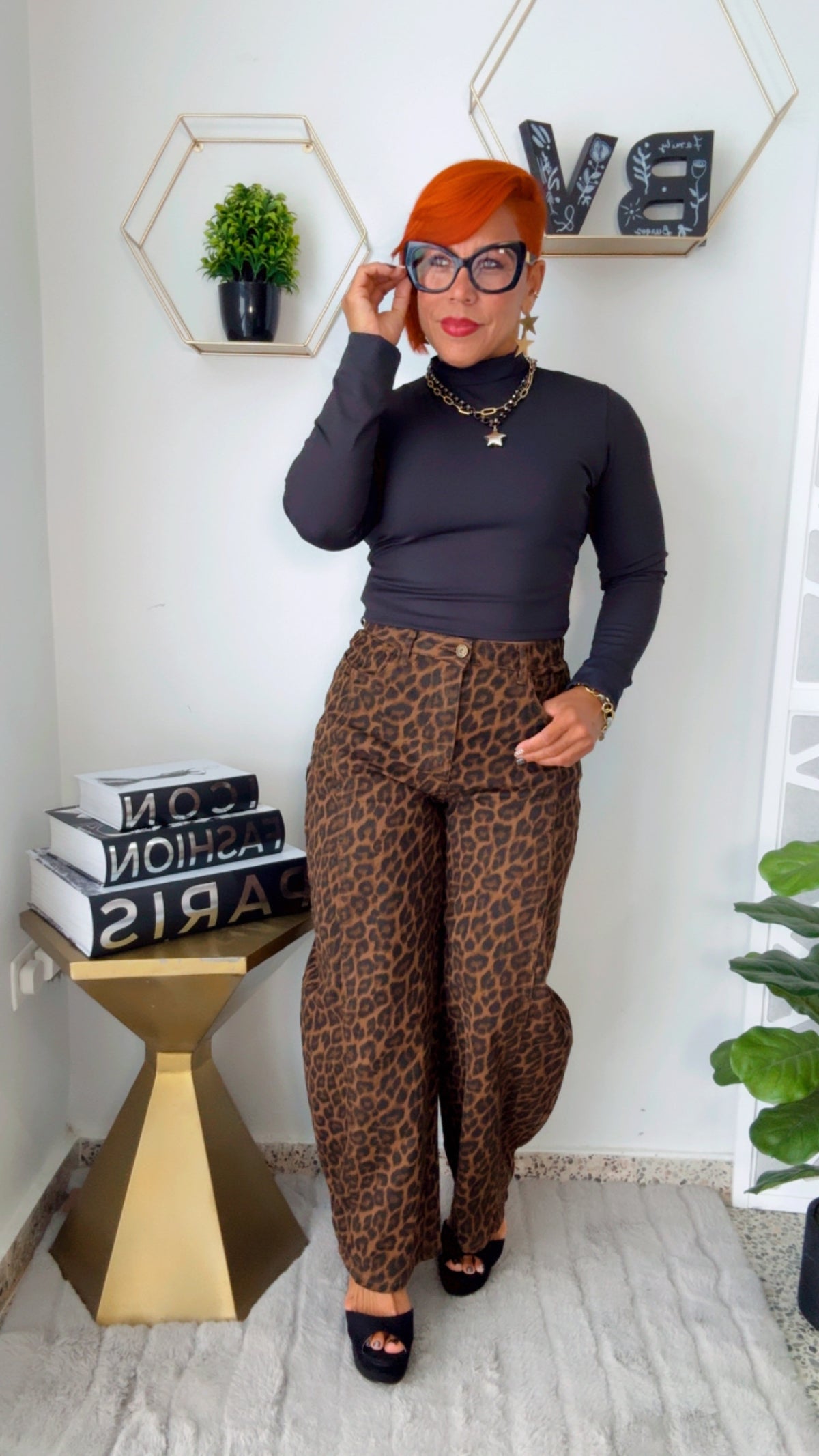 Back Cut-Out Longsleeve Top