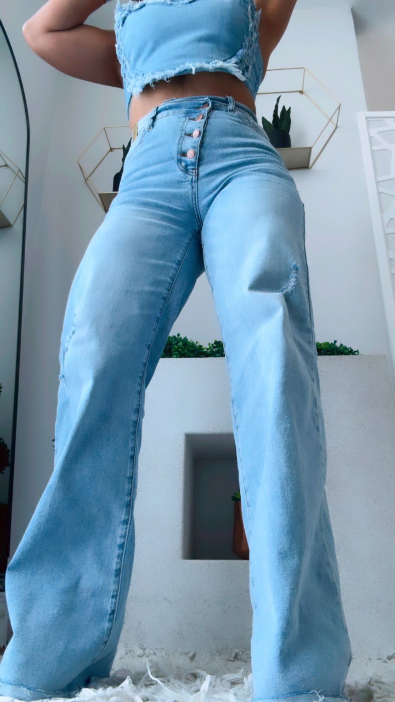 Asymmetric Bottom Vibrant Jean