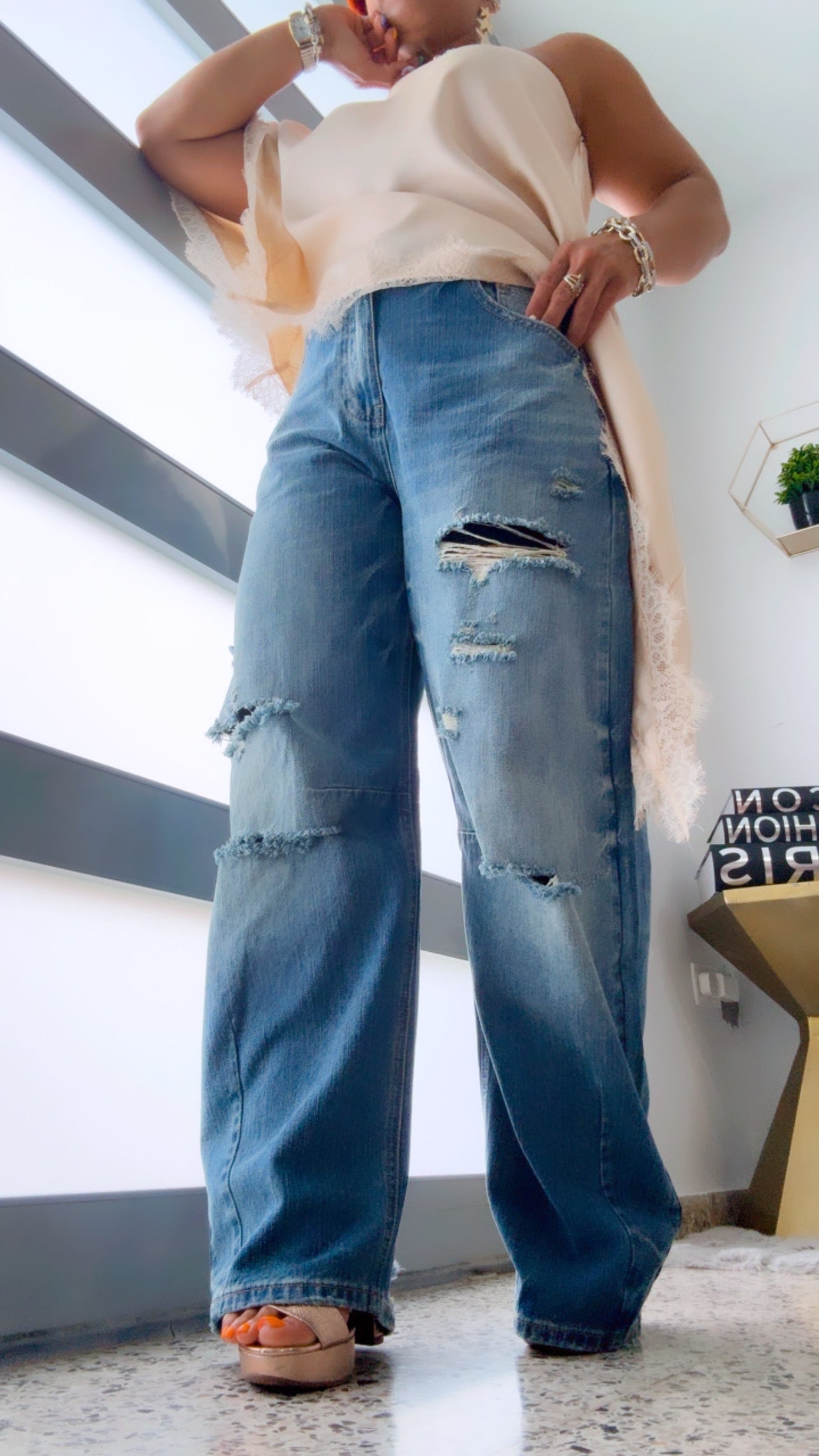 Vintage Wash Distressed Jean
