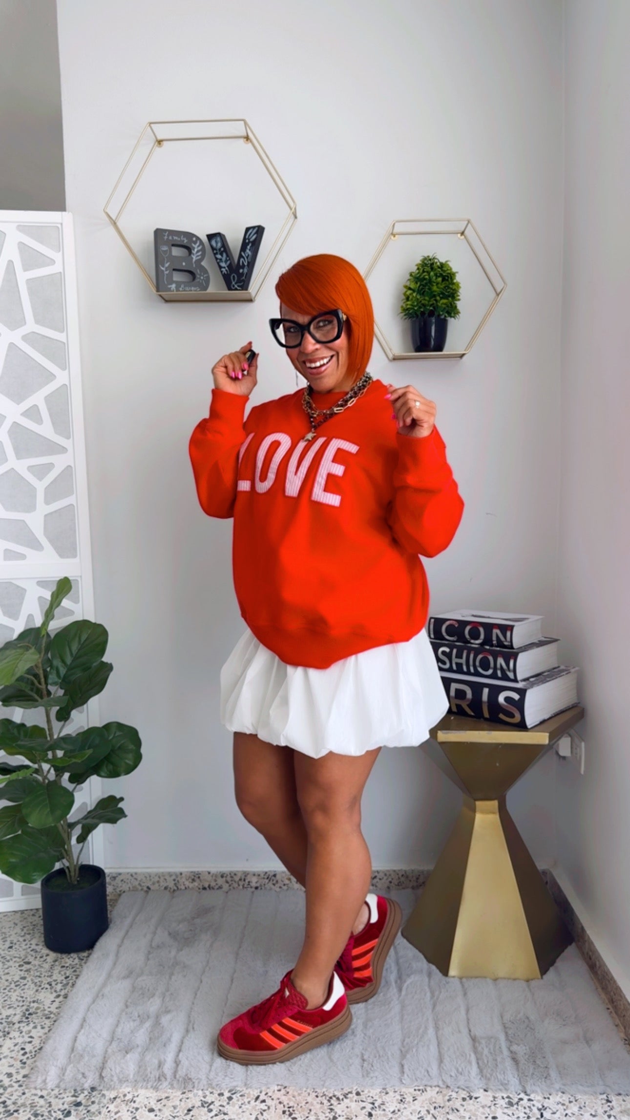 L❤️VE   SWEATER