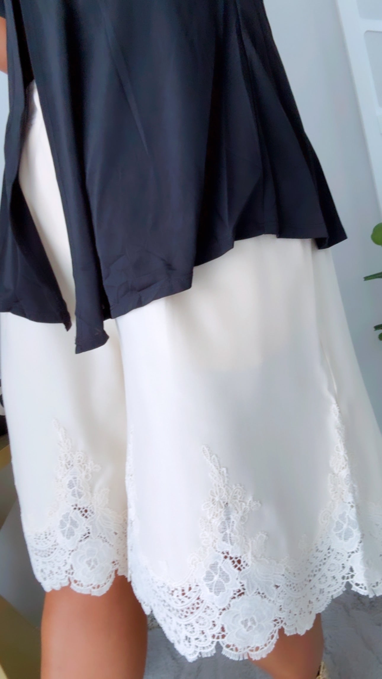 Beige Capri Lace Culottes
