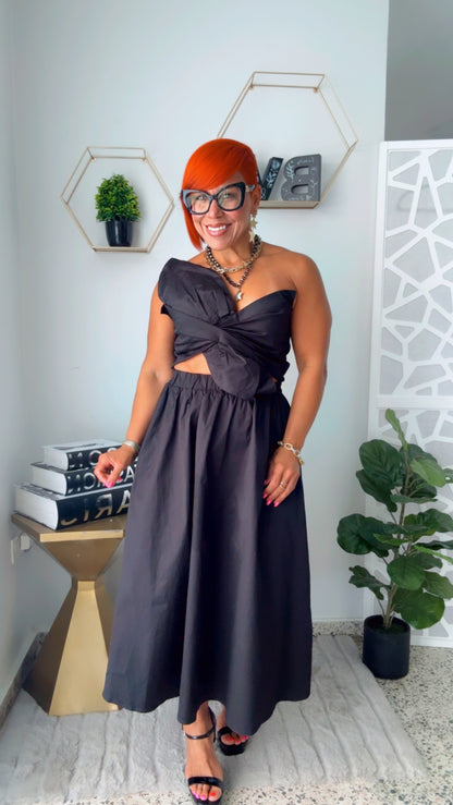 Knotted Twist Black Dress